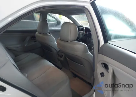 2009 Toyota Camry Hybrid z USA, uszkodzony, nr VIN 4T1BB46K89U086372